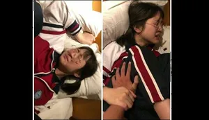 Trang phục y tá màu hồng và tất đen, đang dùng âm hộ đầy dịch nhờn của mình để mát-xa một con cặc lớn. Youcai bị ép xuống ghế sofa và bị làm tình lần nữa, con cặc lớn liên tục đánh vào âm hộ của cô cho đến khi cả hai đều xuất tinh ra tinh dịch màu trắng. (Trên)
